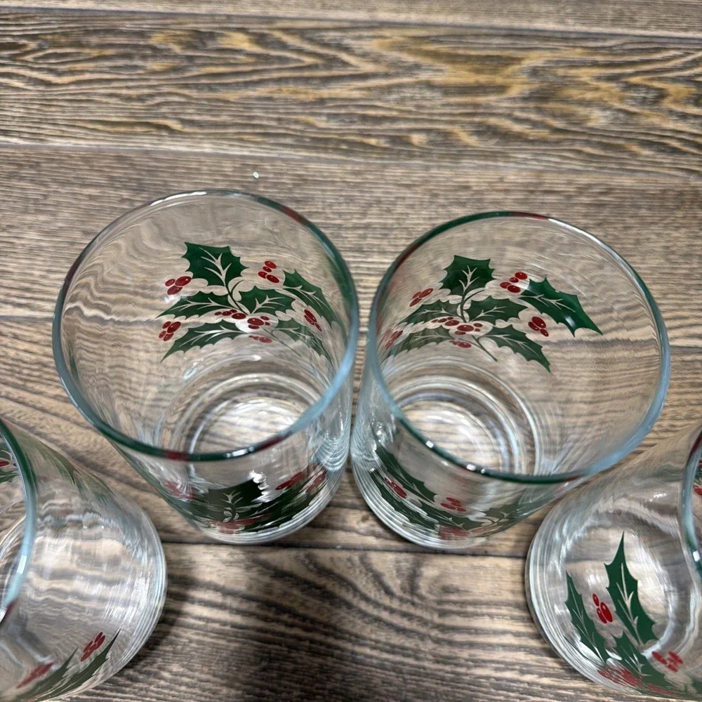 (4) Vtg Indiana Glass Nostalgic Christmas Holly Berries Tumblers 6